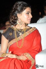 Samantha at Son Of Sathyamurthy Movie Audio Launch